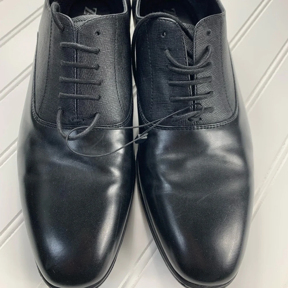 NWOT- Zara SMART BLACK SHOES.  EU 43 Size 10